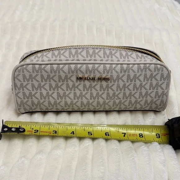 Michael Kors Cream Monogram Pouch - Picture 2 of 5